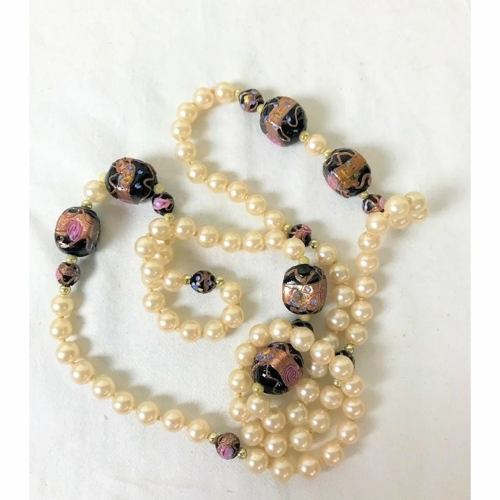 Stunning Pearl & Glass Bead Custom Made Necklace